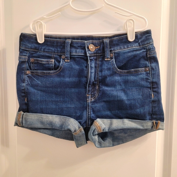 American Eagle Ne(x)t Level Stretch Blue Cotton Cuff Jean Shorts Size 4 - Picture 1 of 10
